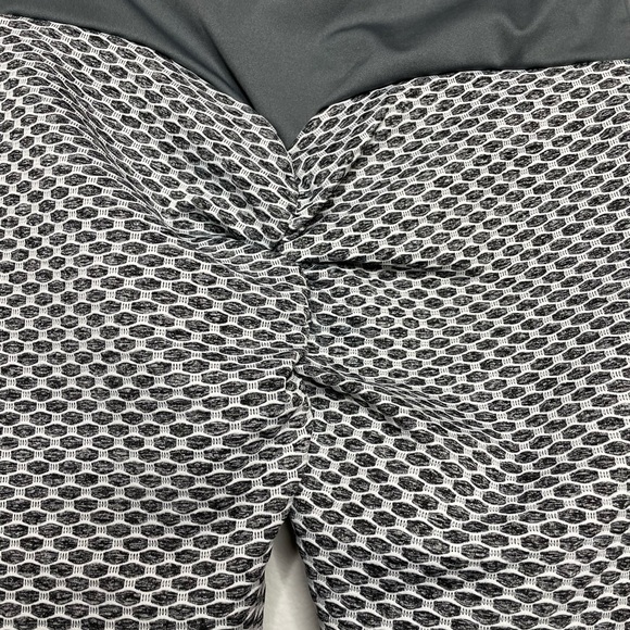 TikTok Leggings - Picture 4 of 4